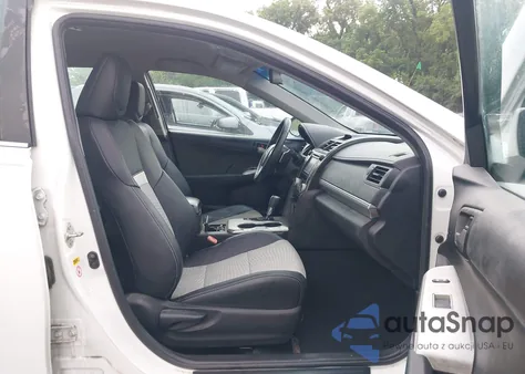 2013 Toyota Camry Se z USA, uszkodzony, nr VIN 4T1BF1FK3DU256262